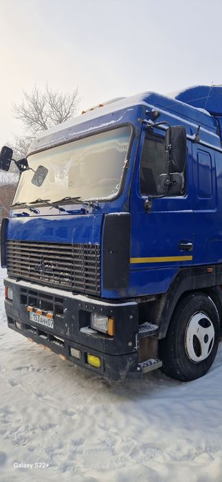 Продам тягачь МАЗ 5440