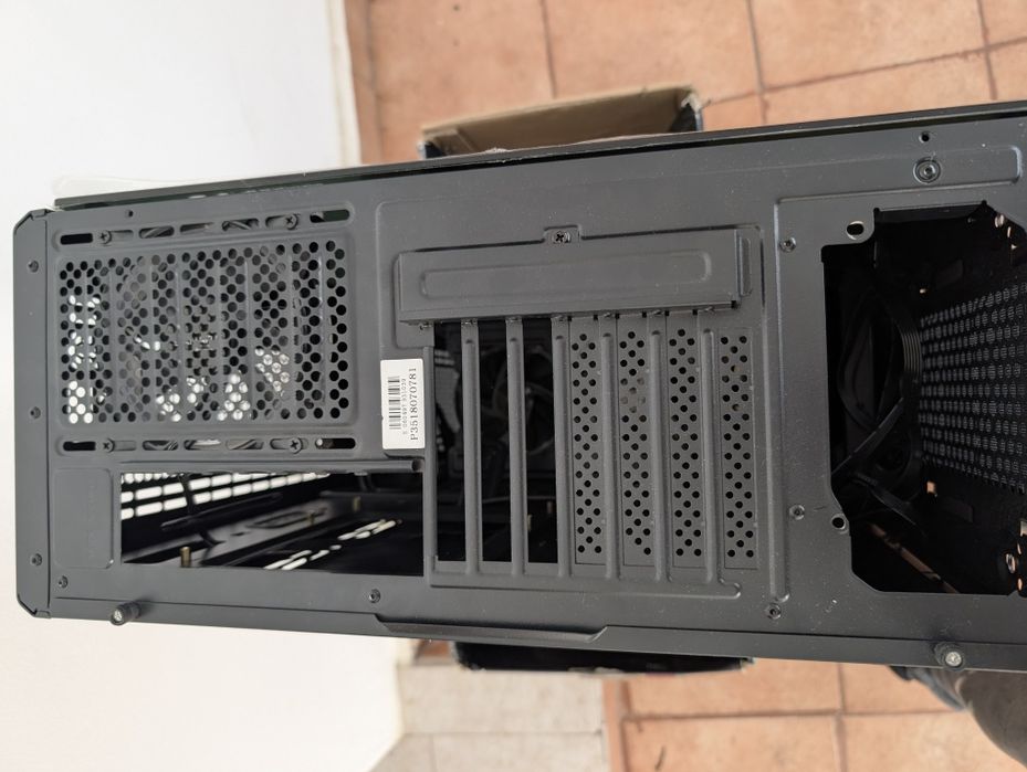 Carcasa pc Sahara