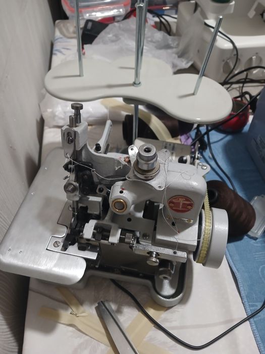 Продам оверлок gragonfly GM1-10m