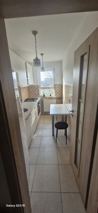 Proprietar  închiriez, apartament  cu 2 camere