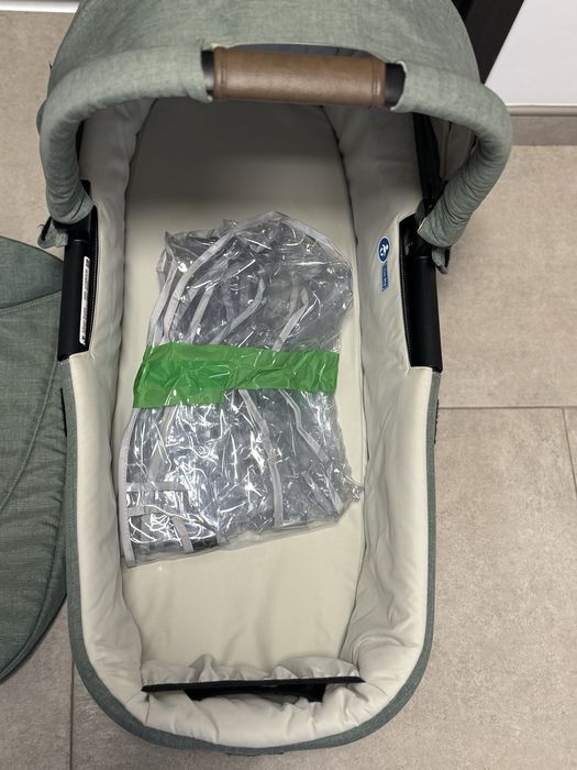 Landou Joie Ramble xl carry cot