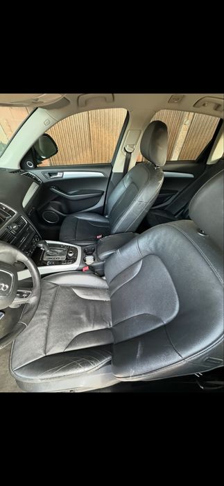 Салон за Audi Q5