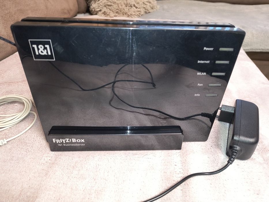 Рутери Fritz box и усилвател на дигнала