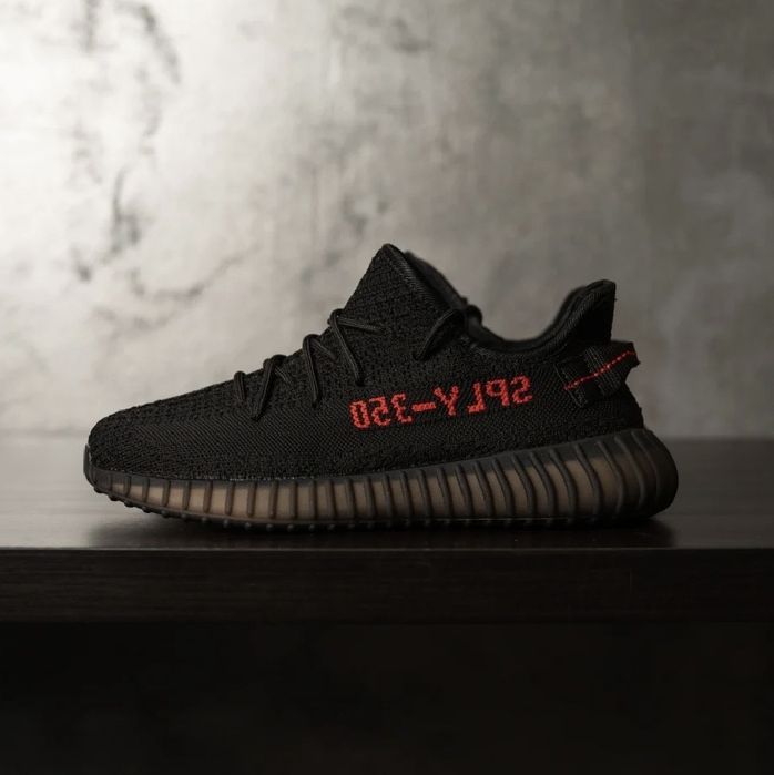 Adidas Yeezy Boost 350 V2 – Black/Red, mărimea 44