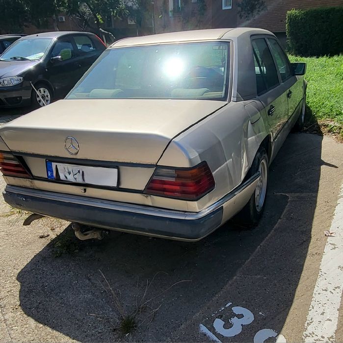Vand Mercedes w124