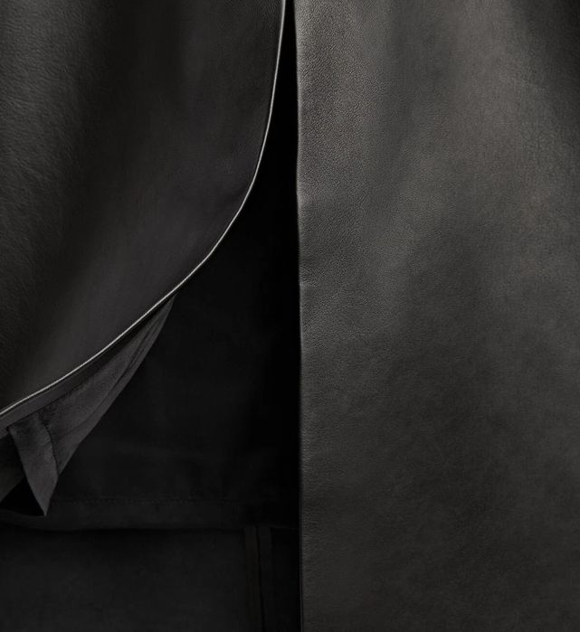 Fusta din piele nappa Massimo Dutti