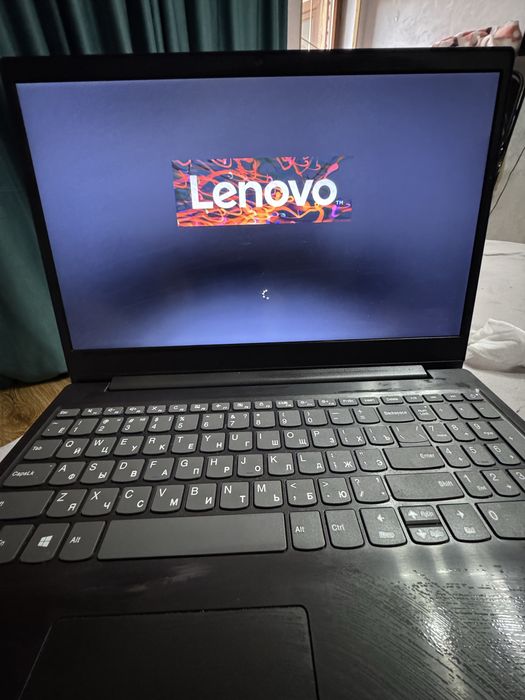 Продам ноутбук Lenovo