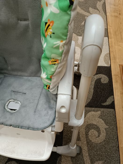 Стульчик для кормления за столом