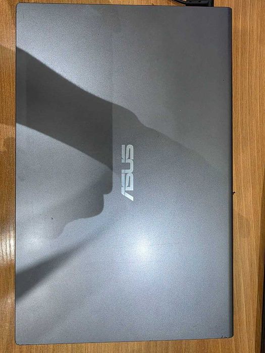 ASUS X15 Vivobook office, dasturlash va studentlar uchun zo'r tanlov