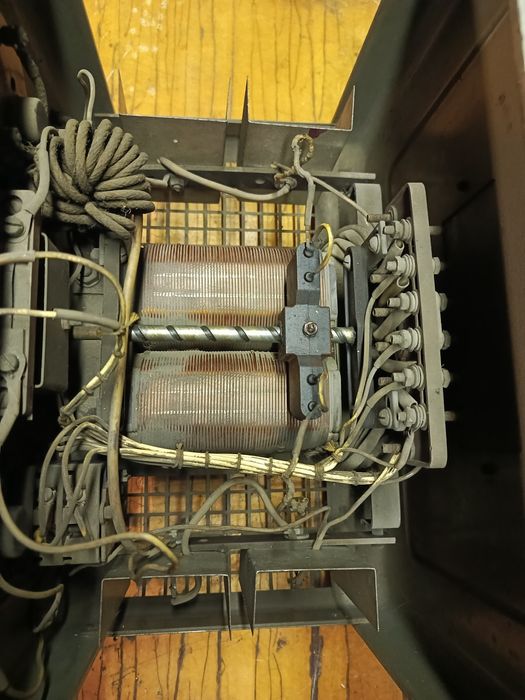 Продам Советское зарядное устройство ВСА-5А-К, 1971г