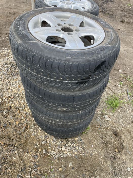 Vand jante cu anvelope de vara