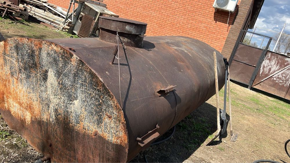 Бочка для воды большой