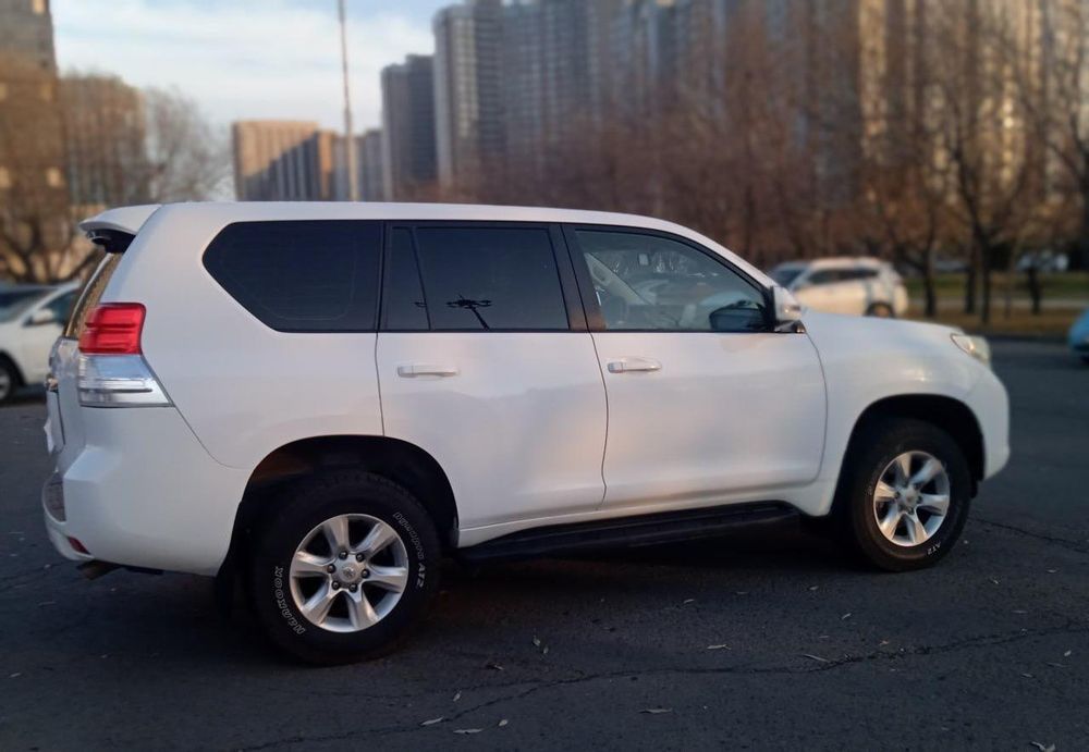 Продам: Toyota Land cruiser Prado 2013 б/у