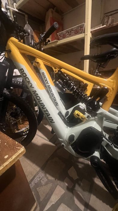 E-bike Rocky Mountain Altitude Powerplay A30 29" Coil 2023 - Blue/Yell