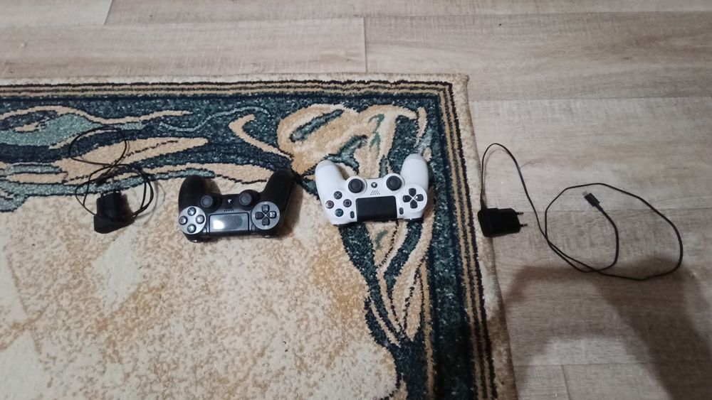 Ps4 в хорошем состоянии  торг