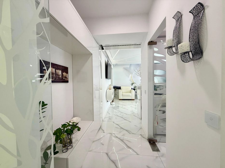 Apartament 2 camere / Cabinet Stomatologie