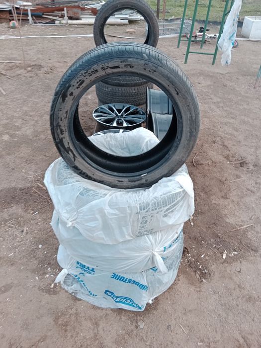 Резина, шины 255/45/R20