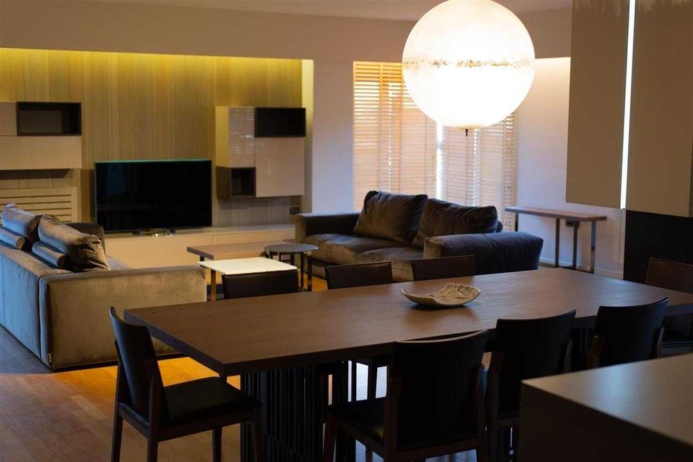 Дава се под наем Двустаен апартамент в Бургас, Славейков - 63 кв.м за 204 € - Снимка #1