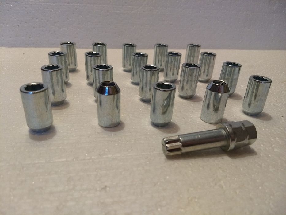 Piulite auto cap imbus M12 x 1.5 Torx