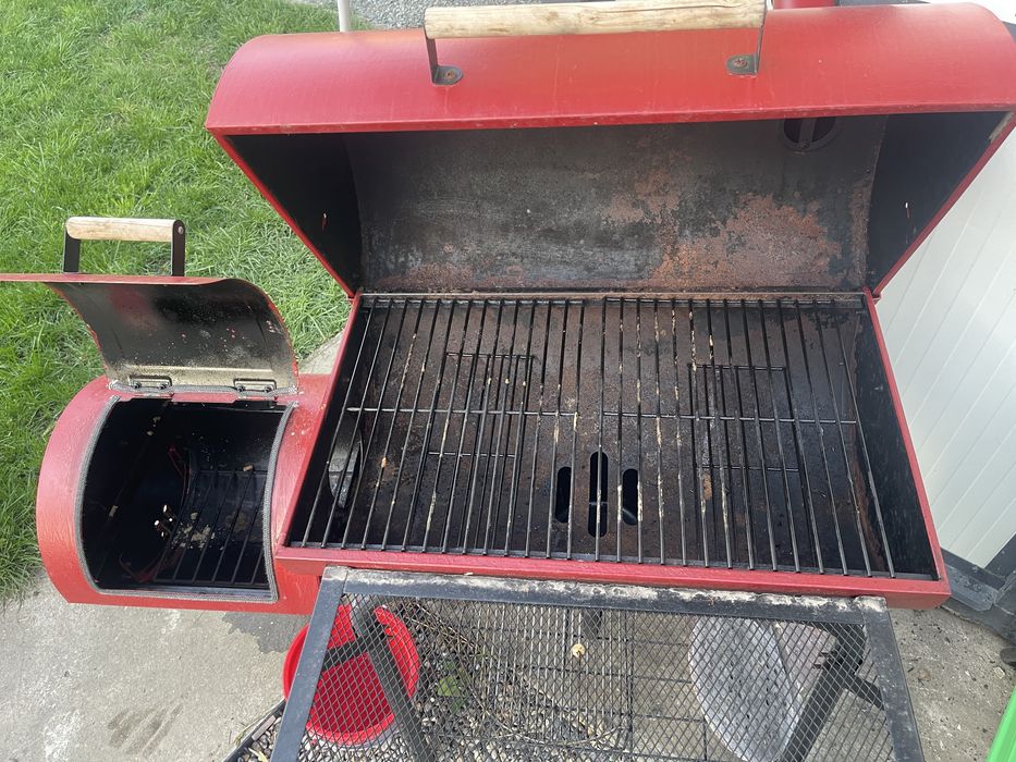 Afumatoare offset smoker