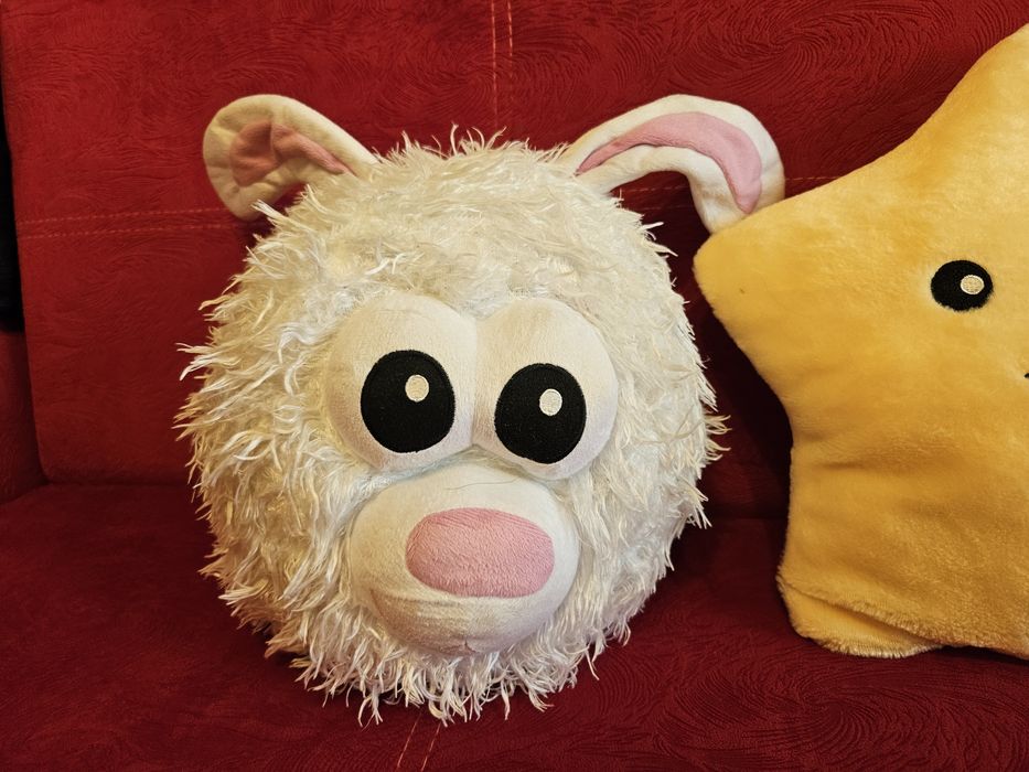 Три декоративни възглавнички