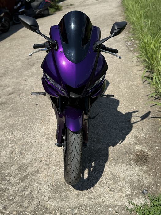 Yamaha R3 2024 – 321cc, 4.000 km