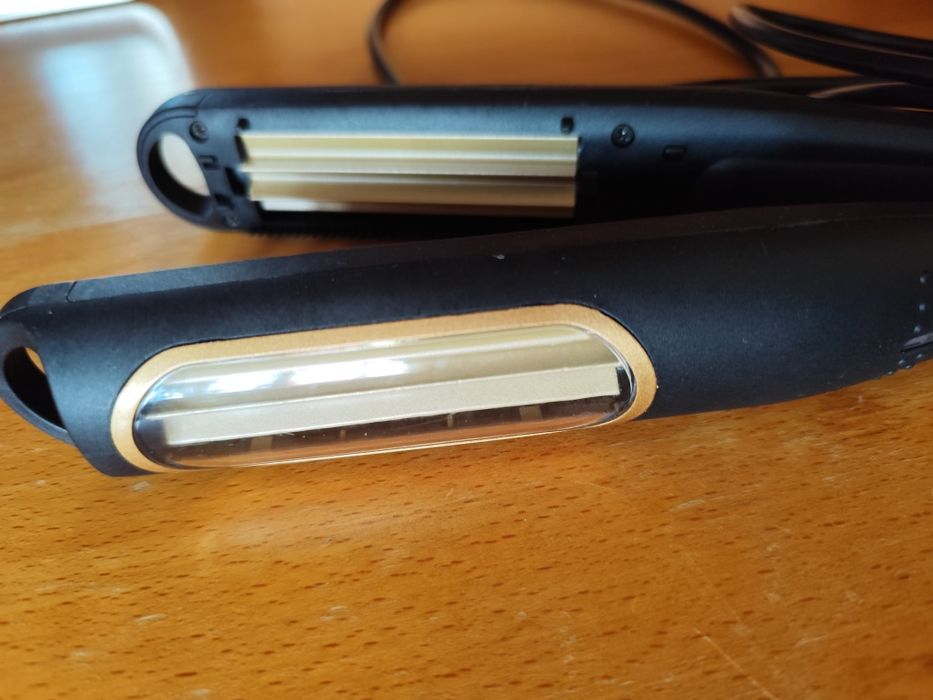 Продавам преса с вафлички