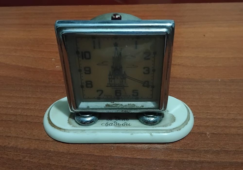 Продам Часы бриьву за 3000тг. Район Бурова