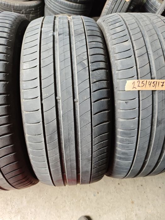 225/45/17 Michelin Premacy