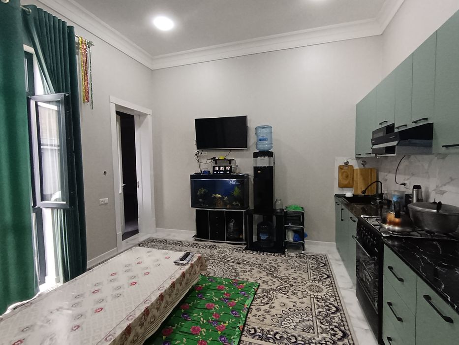 Yangi toshmi postidan 4.5 km. Hovli uy sotiladi