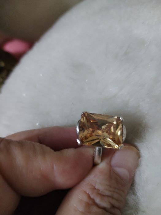 Продам Кольцо серебро