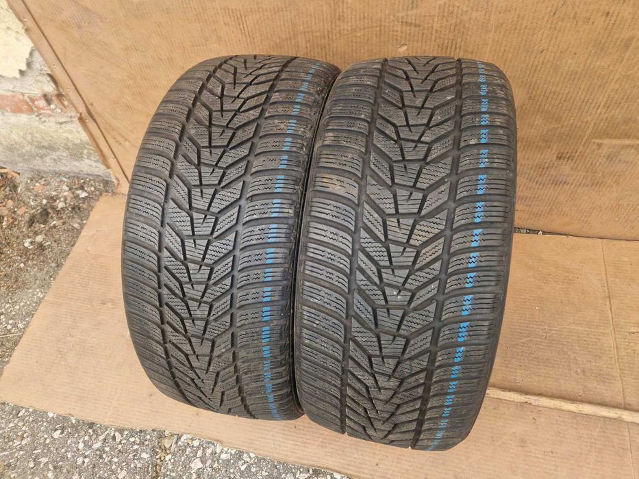 2 Hankook R20 235/35
Зимни гуми 
DOT2622