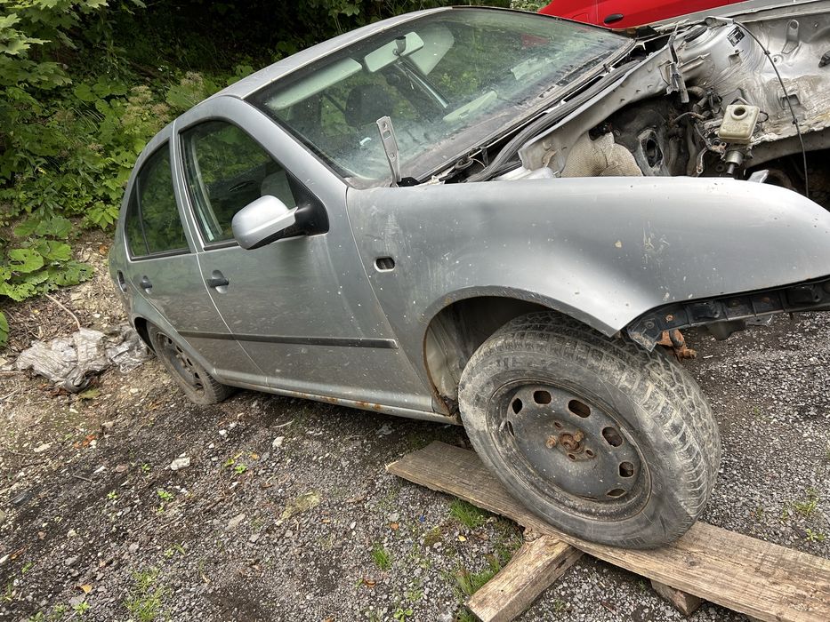 Dezmembrez Nissan X Trail, vw passat, golf 4, audi a4