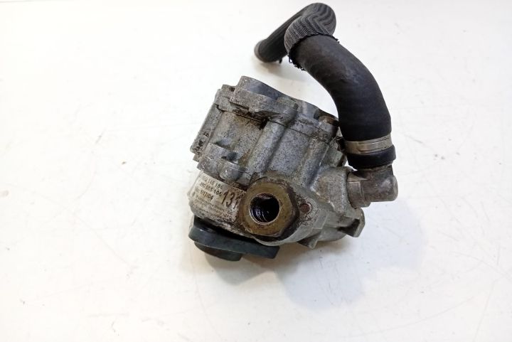 Pompa  servodirectie  8E0145155 Volkswagen VW Touareg generatia 1 7L