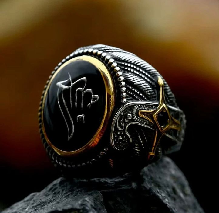 Луксозен мъжки пръстен