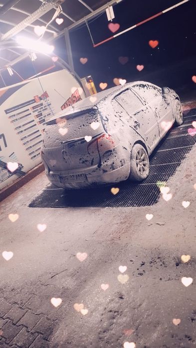 Vând Golf 5 in perfecta stare