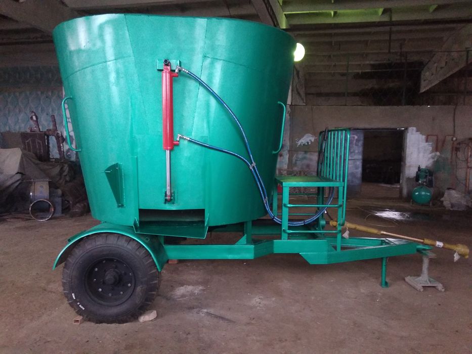 Кормораздатчик смесител  фермер учун кулайлик Сиз хохлаган хажмда
