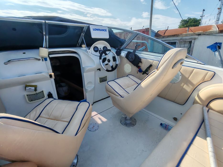 Лодка Ranieri 5.60 2.30  Yamaha 100к.с