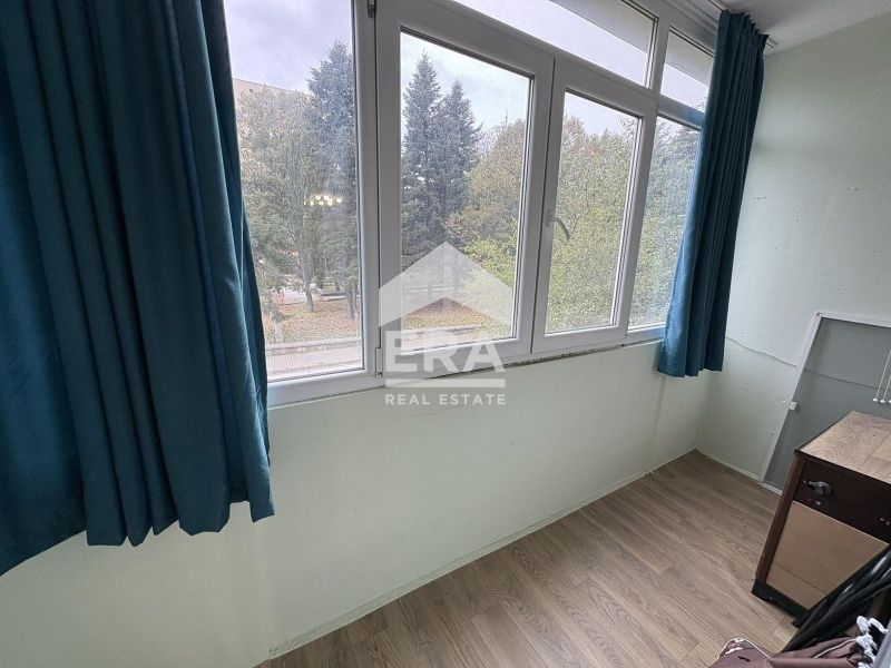 Продава се Едностаен апартамент в Добрич, Център - 45 кв.м за 1623 €/кв.м - Снимка #5