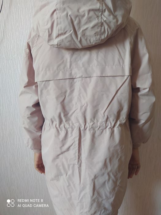 Киз балалар куртками сотилади