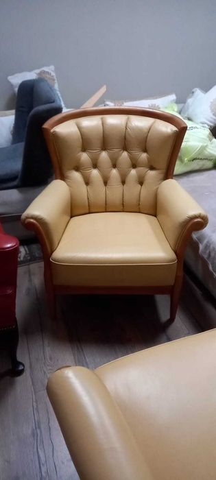 Canapea Chesterfield