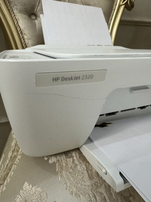Принтер HP Desk Jet 2320