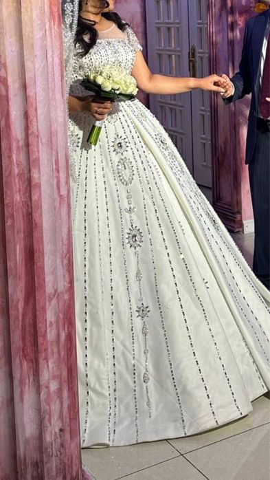 Свадебное платье большого размера 48-52