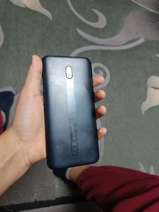 Продаю телефон redmi 8a