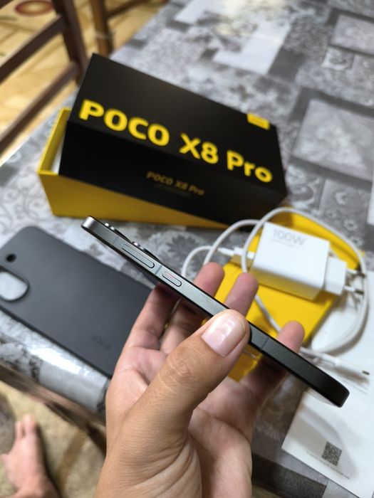 Poco X8 Pro 5G (как новый) в полном комплекте 
В полном комп