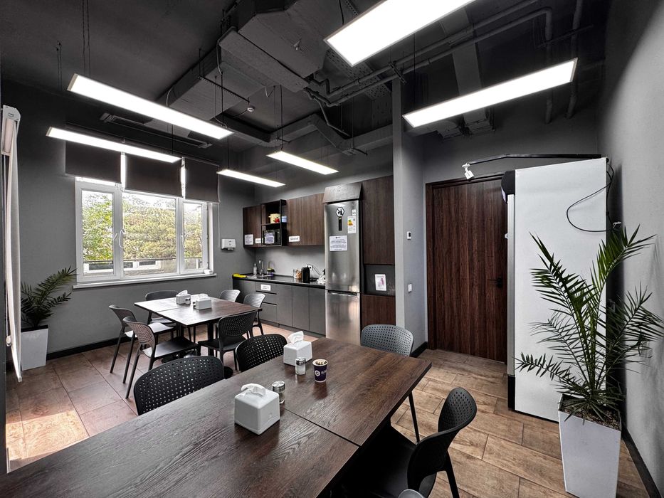 готовый офис с ремонтом в БЦ в формате коворкинга 24/7 в