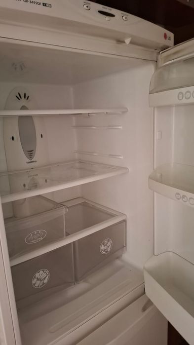 Холодильник и стиральная машинка