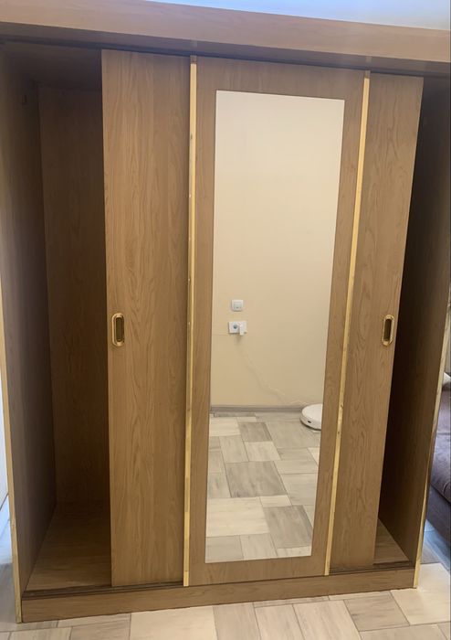 Шкаф купе трехстворчатый