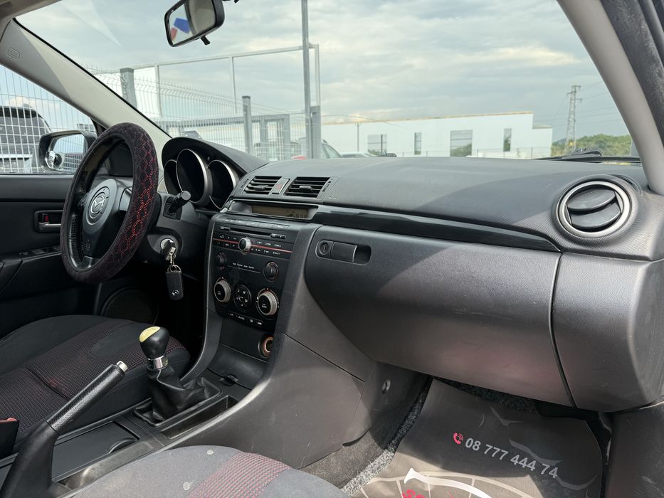 Mazda 3 1.4* ГАЗ* 2007г* РЕГИСТРИРАН* Външни Забележки*