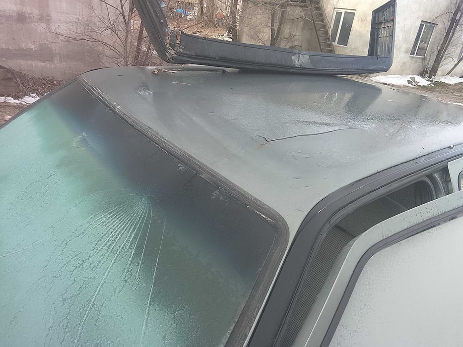 Автомобиль гольф 2